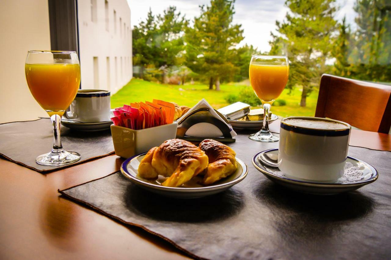 Elegance Hotel Tandil Exterior foto
